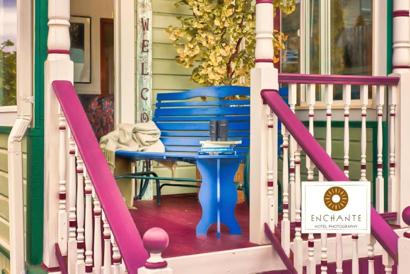 The Victorian Retreat * Port Angeles